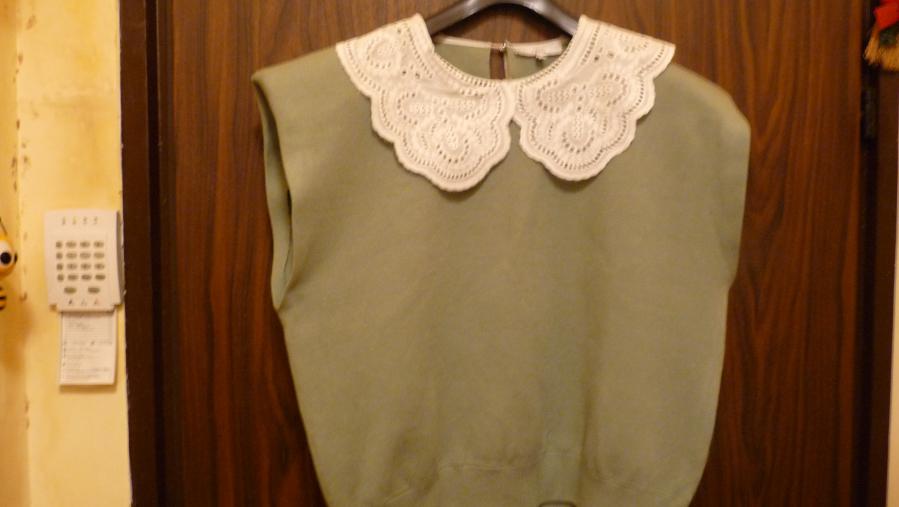 Дамска буза без ръкав 52