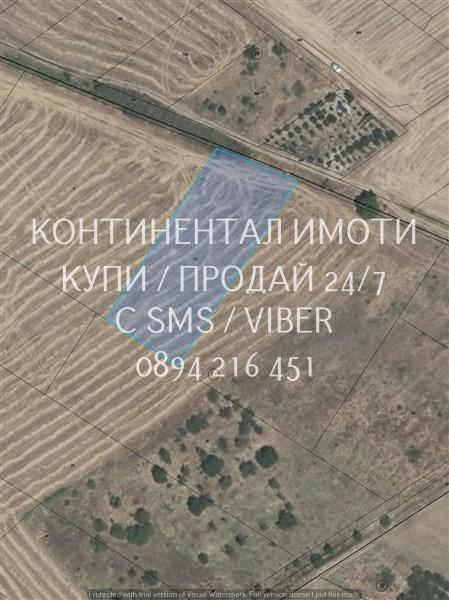 Код 63057. Поземлен имот 2600м2 с правилна форма, лице 30м, с пряк дос