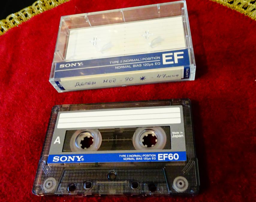 Аудио касета Sony EF с Депеш Мод.