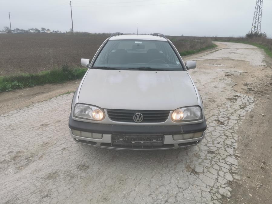 Volkswagen Golf, 1997г., 290000 км, 400 лв.