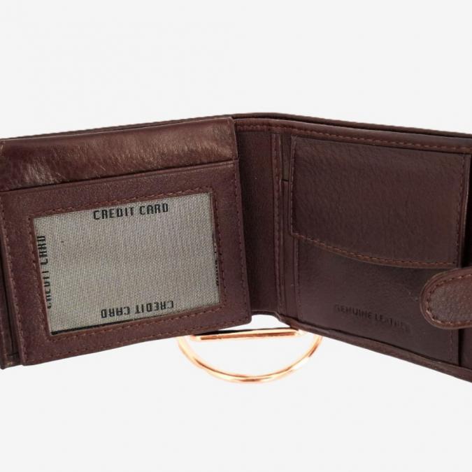 Портфейл от естествена к.  Nakisa