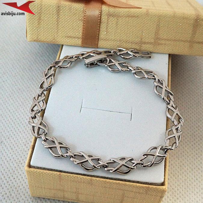 Гривна с платинено покритие