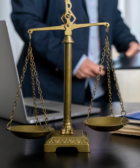 Адвокатска кантора Найденов и Партньори