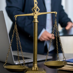 Адвокатска кантора Найденов и Партньори