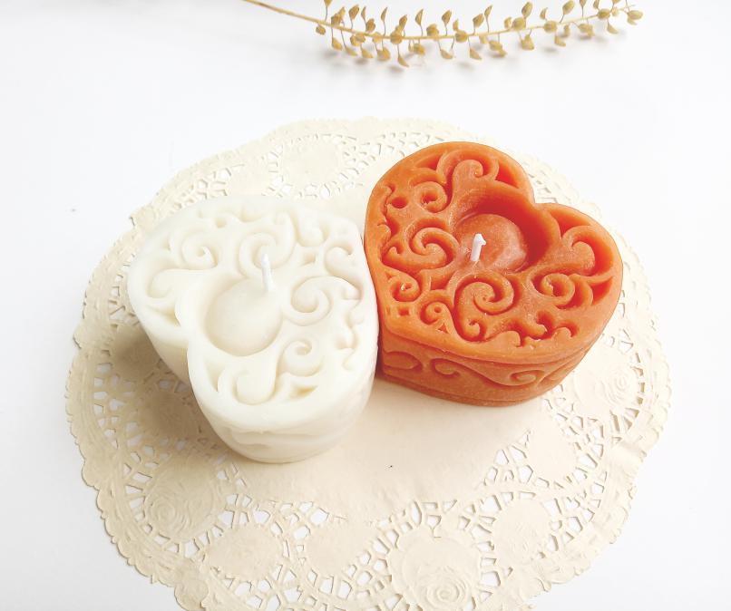 Декоративни свещички две сърцa в комплект