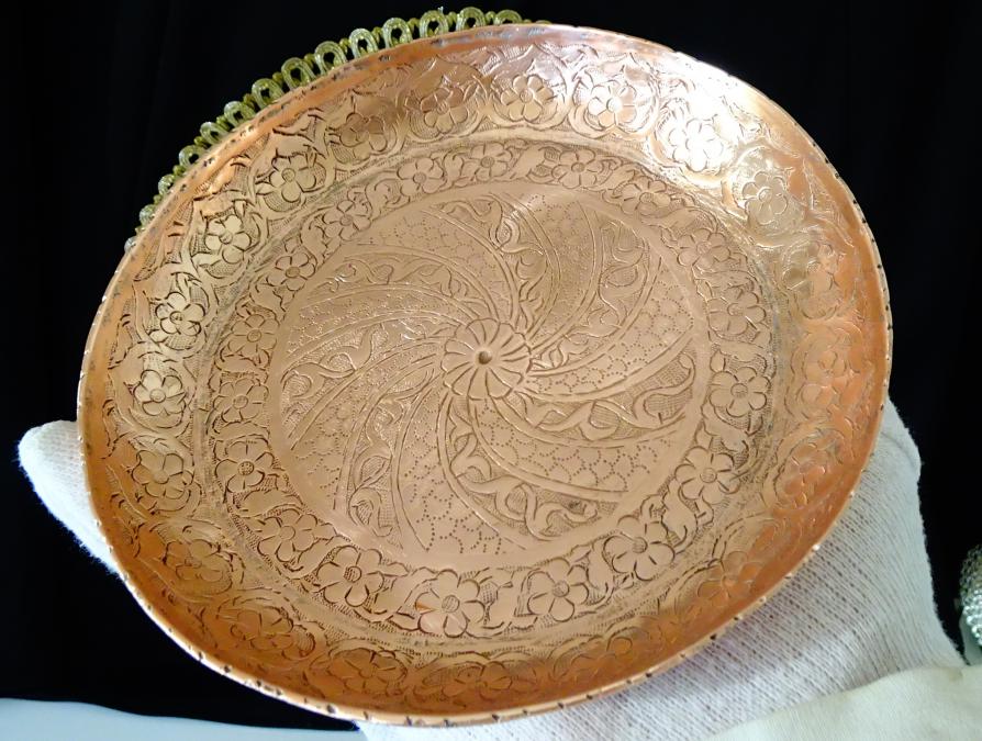 Персийска медна чиния, купа Исфахан, подпис.