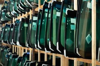 Автостъкла, оригинални и афтърмаркет