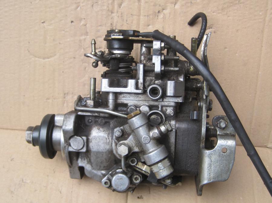 ГНП за Ford Fiesta IV,  Courier 1995 - 2002 1.8 D,  0460484143 Bosc