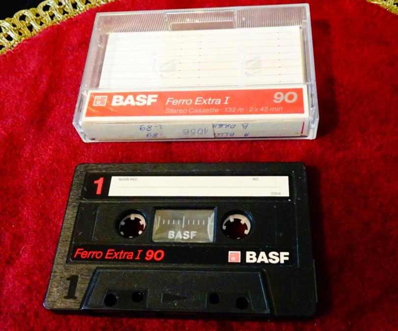 Аудио касета Basf с рок групите Blue Murder и Dream Theater.