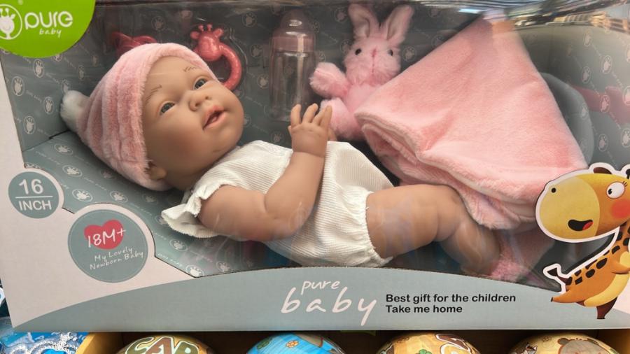 Реалистична бебе кукла Pure Baby  най-добрият подарък, който учи на г