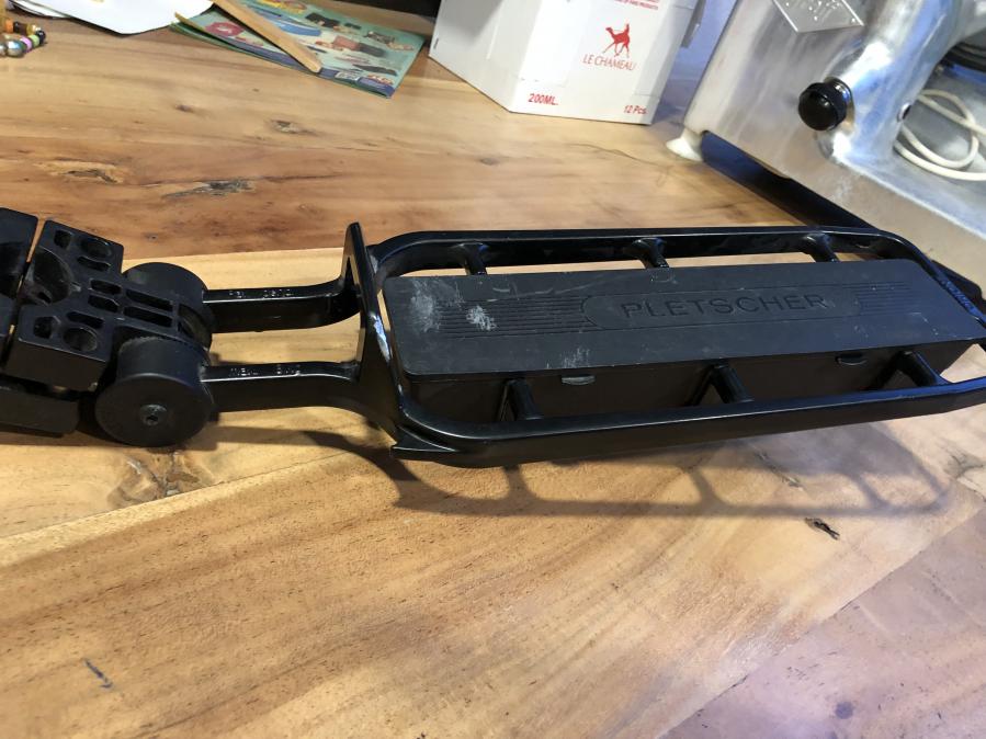 Алуминиев багажник за велосипед