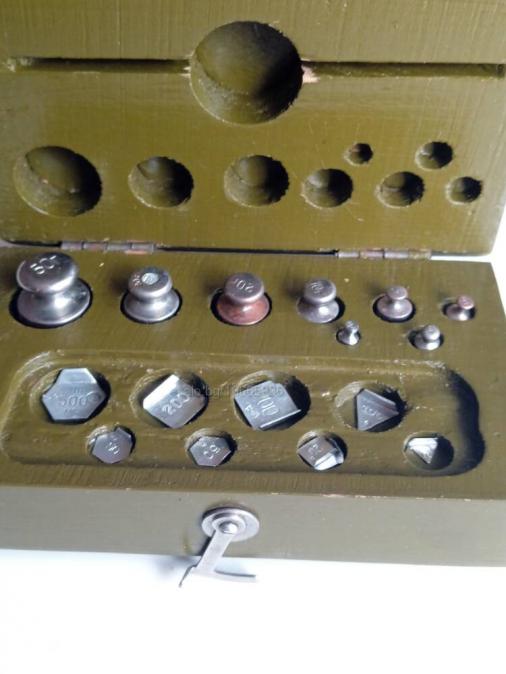 Тежести за везни комплект