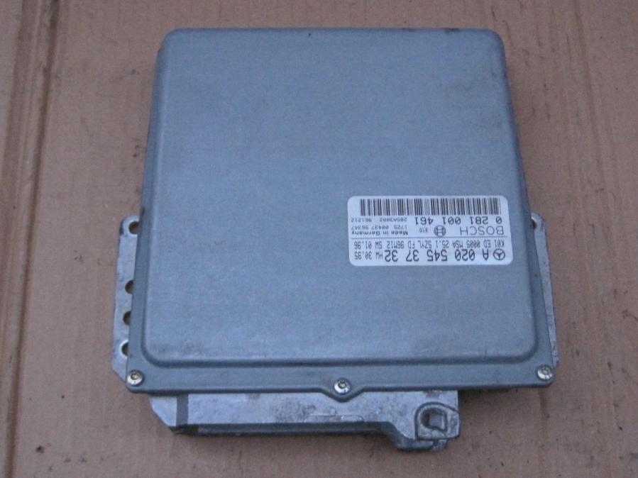 Моторен компютър ECU Mercedes E-class W210 1995-2002г.  A 020 545 37