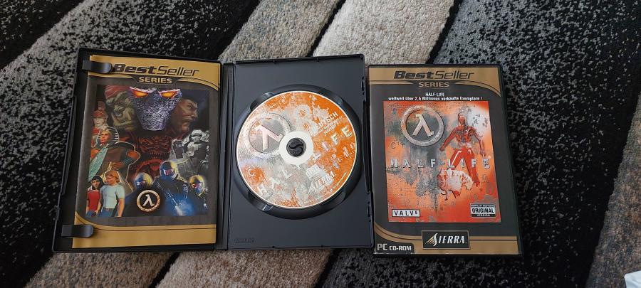 2 Игри Half-life PC Cd-rom Best Seller Series