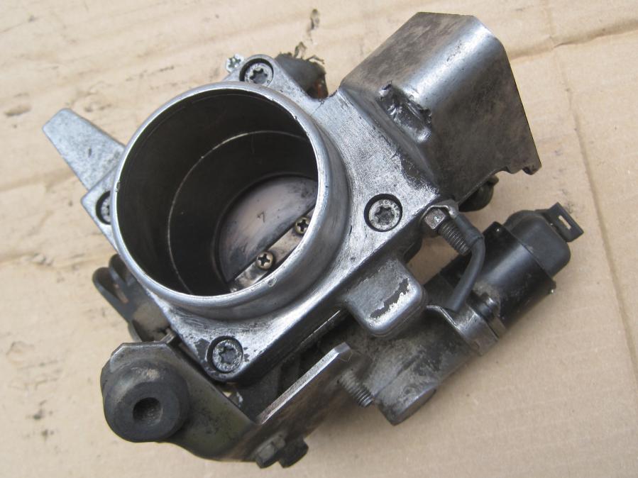 Дроселова клапа 96470096 Opel Astra 1,4 1,6 16v Vectra B Tigra X14xe