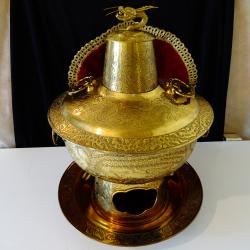 Китайско бронзово барбекю, тенджера на дървени въглища.