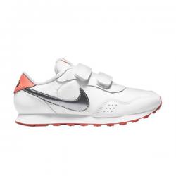 Намаление Детски спортни обувки Nike Valiant Бяло със сребристо