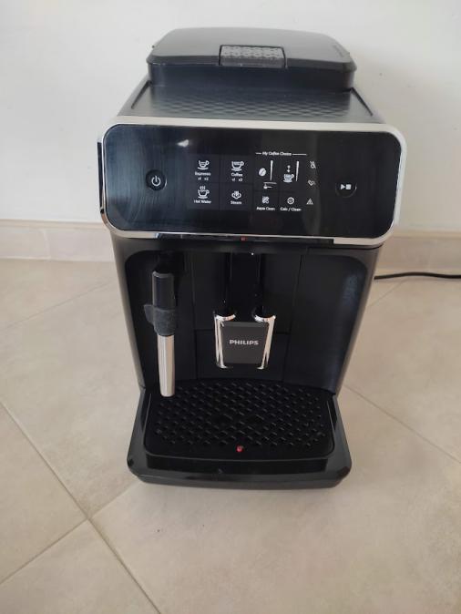 Продавам кафемашини внос от Германия робот пълен автомат Filips Ep1223