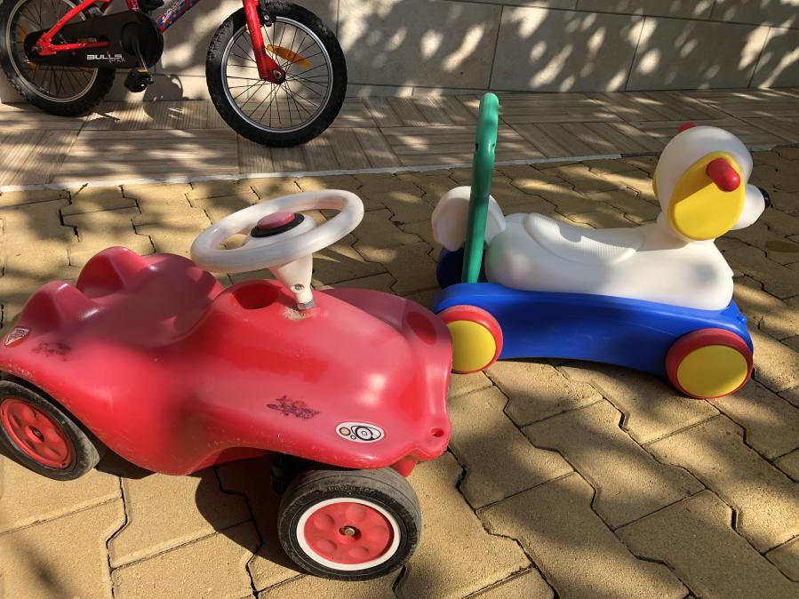 Детски четириколки за бутане