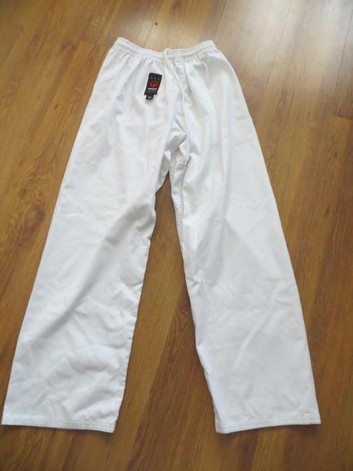 Тренировъчен панталон за карате