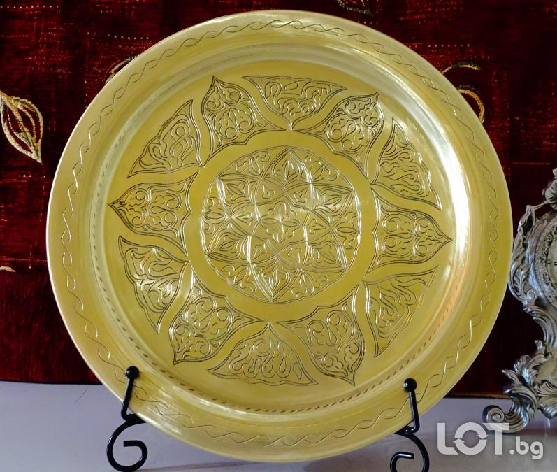 Бронзов поднос, плато, орнаменти, 30 см., 700 гр.