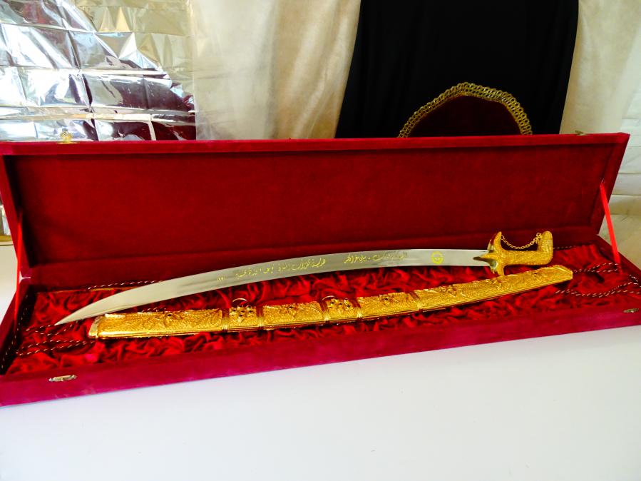 Арабска сабя с ножница, позлата, филигран, 2.2 кг., 1 м.