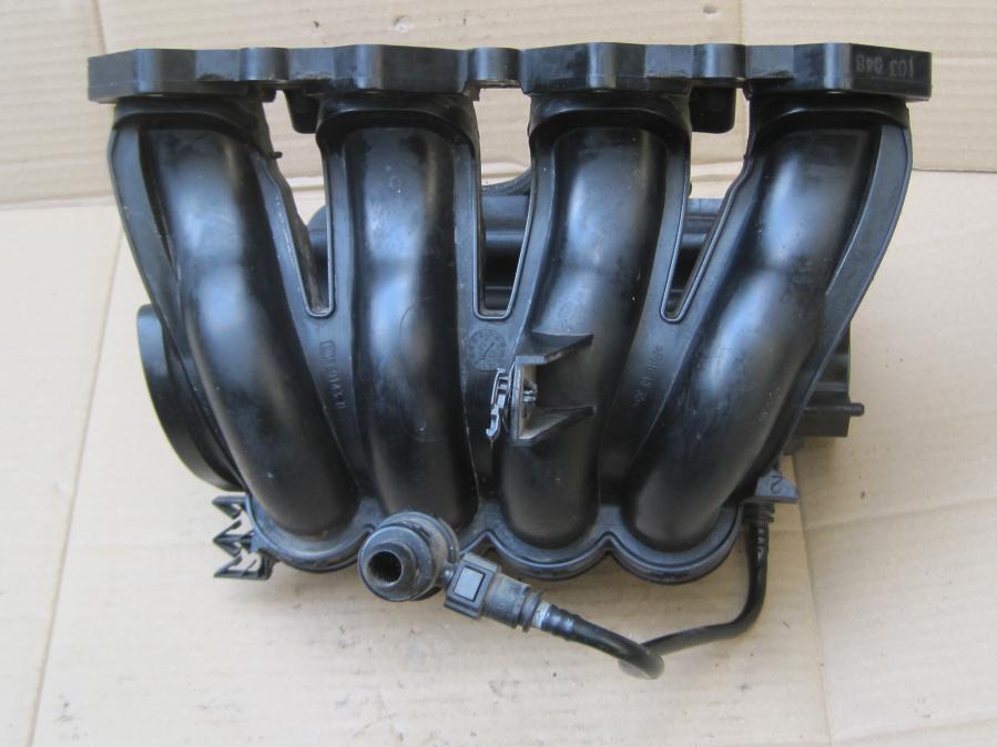 Всмукателен колектор Пежо 307 1.6i Peugeot 307 9635885080, 307 I 200