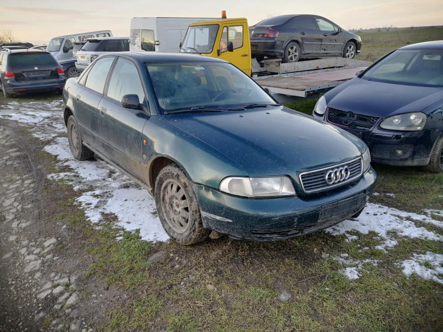 Audi A4, 1996г., 180000 км, 11 €