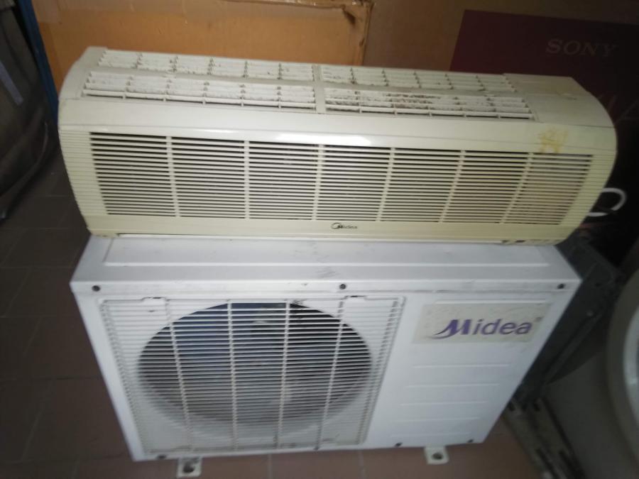 Инверторен климатик Midea