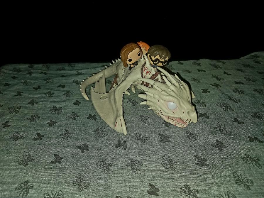 Фигура Funko POP Movies Harry Potter - Dragon with Harry, Ron, & Her