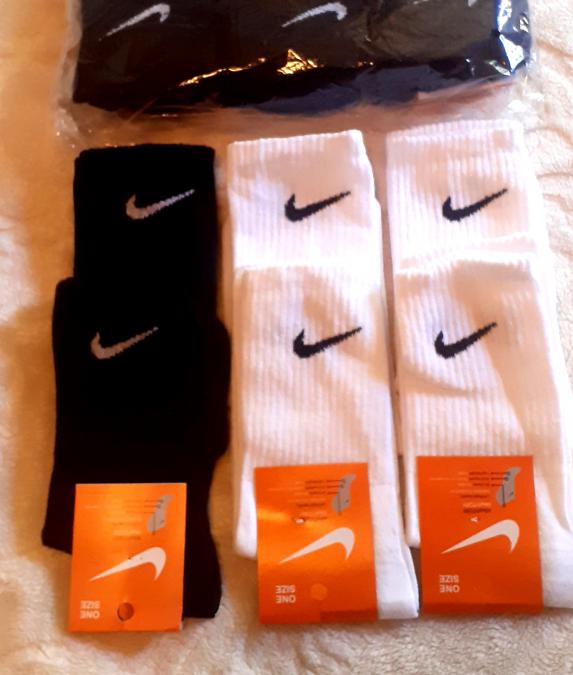 памучни чорапи на Nike