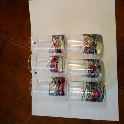 6 броя стъклени чаши за алкохол.