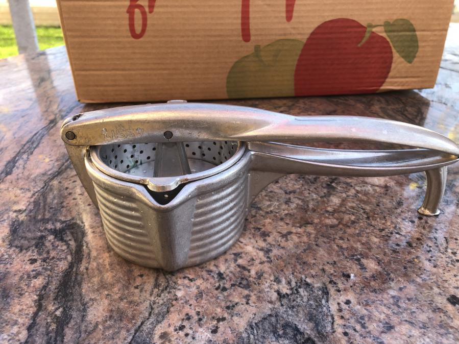 Vintage ръчна преса за плодове