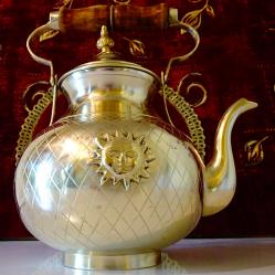 Бронзов чайник Слънце, 1.1 кг., 2.8 литра.