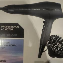 Сешоар Taurus Fashion Professional 2300, 2200w, функция за студен възд