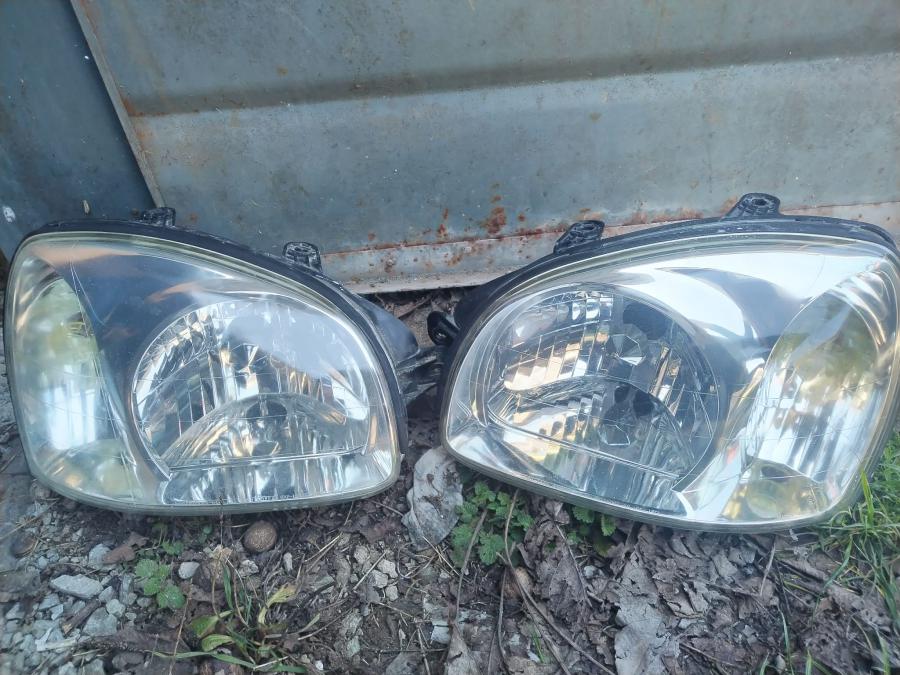 Фарове за Хюндай Санта Фе