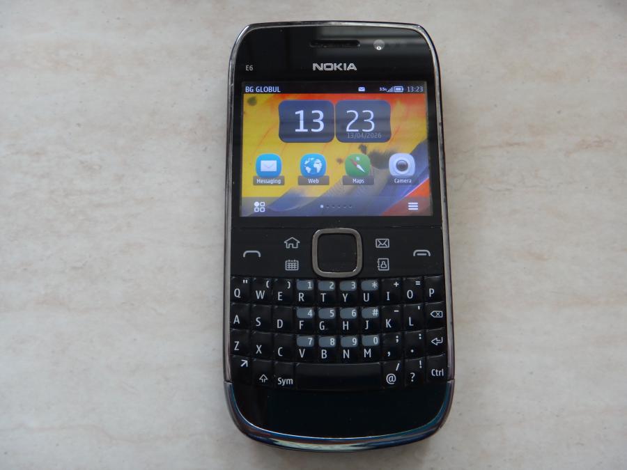 Nokia E6-00