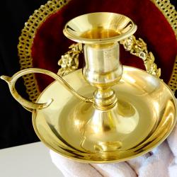 Бронзов свещник с дръжка 380 гр., барок.