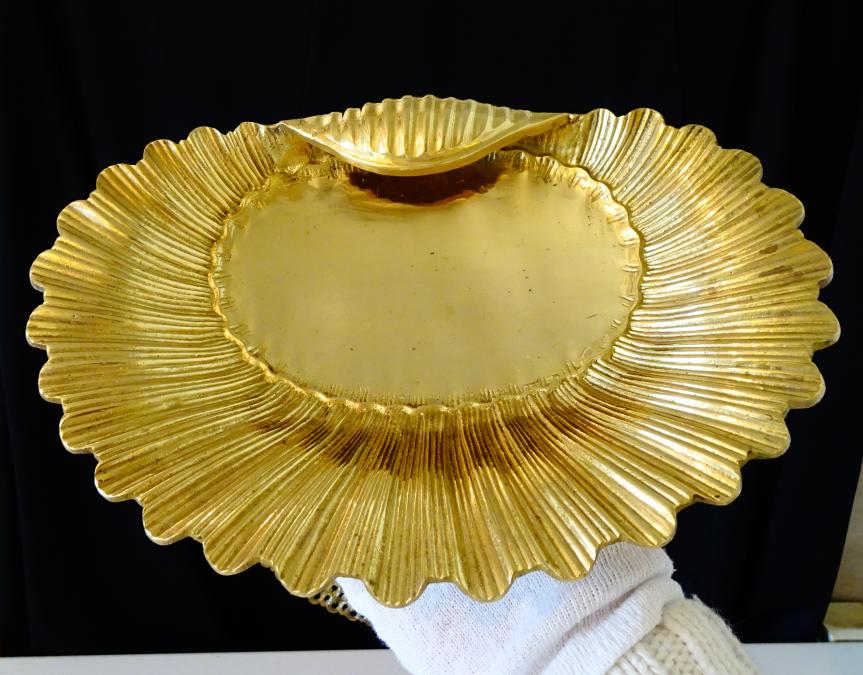 Бронзова фруктиера перлена мида, дебела позлата.