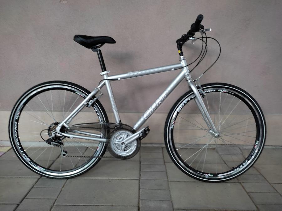 Продавам колела внос от Германия алуминиев спортен велосипед Giant EX
