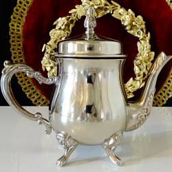 Викторианска посребрена кана за кафе, ракия.