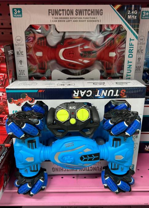 RC Кола за каскади 4WD с дрифт и завъртане на 360