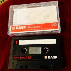 Basf аудиокасета с Black Sabbath и Bruce Dickinson.