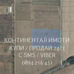 Код 63030. Поземлен имот 10500м2, с правоъгълна форма на втора линия,