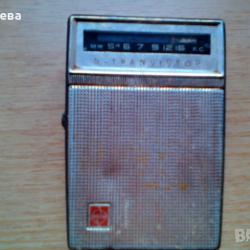 продавам стар модел транзистор