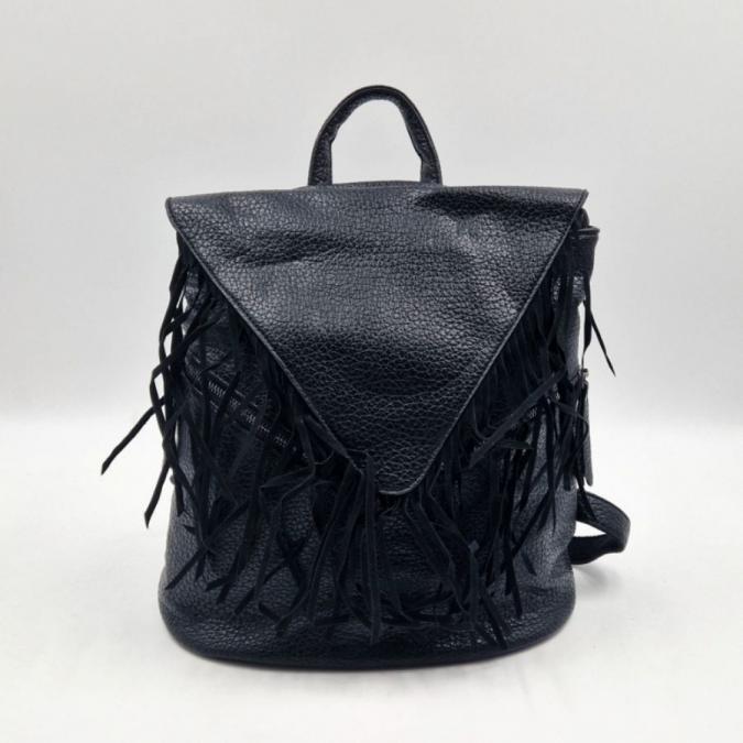 Дамска раница от еко к. с ресни  бохо стил, удобство и обем 36 30 16