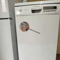 Продавам съдомиялна Electrolux.