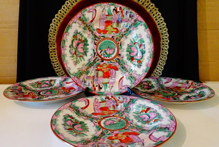 Чиния китайски порцелан Qianlong, Famille Rose Medallion.