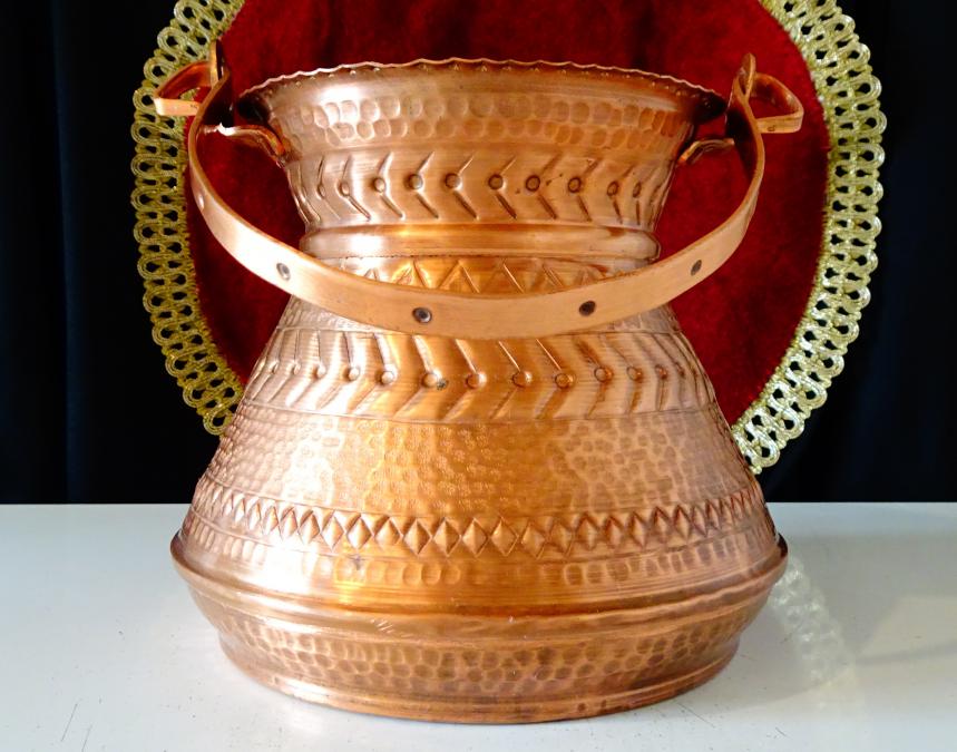 Медно менче, медно котле, 2 л., кована чиста мед.