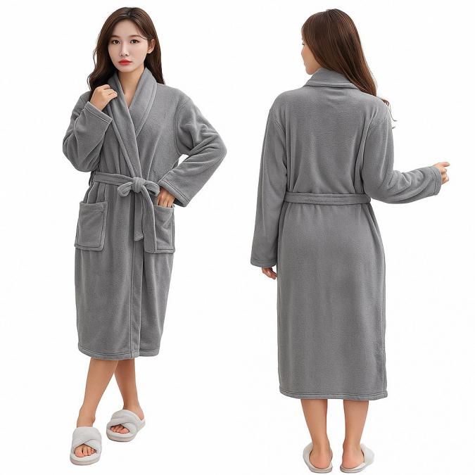 Дамски мек халат с връзки - класически комфорт